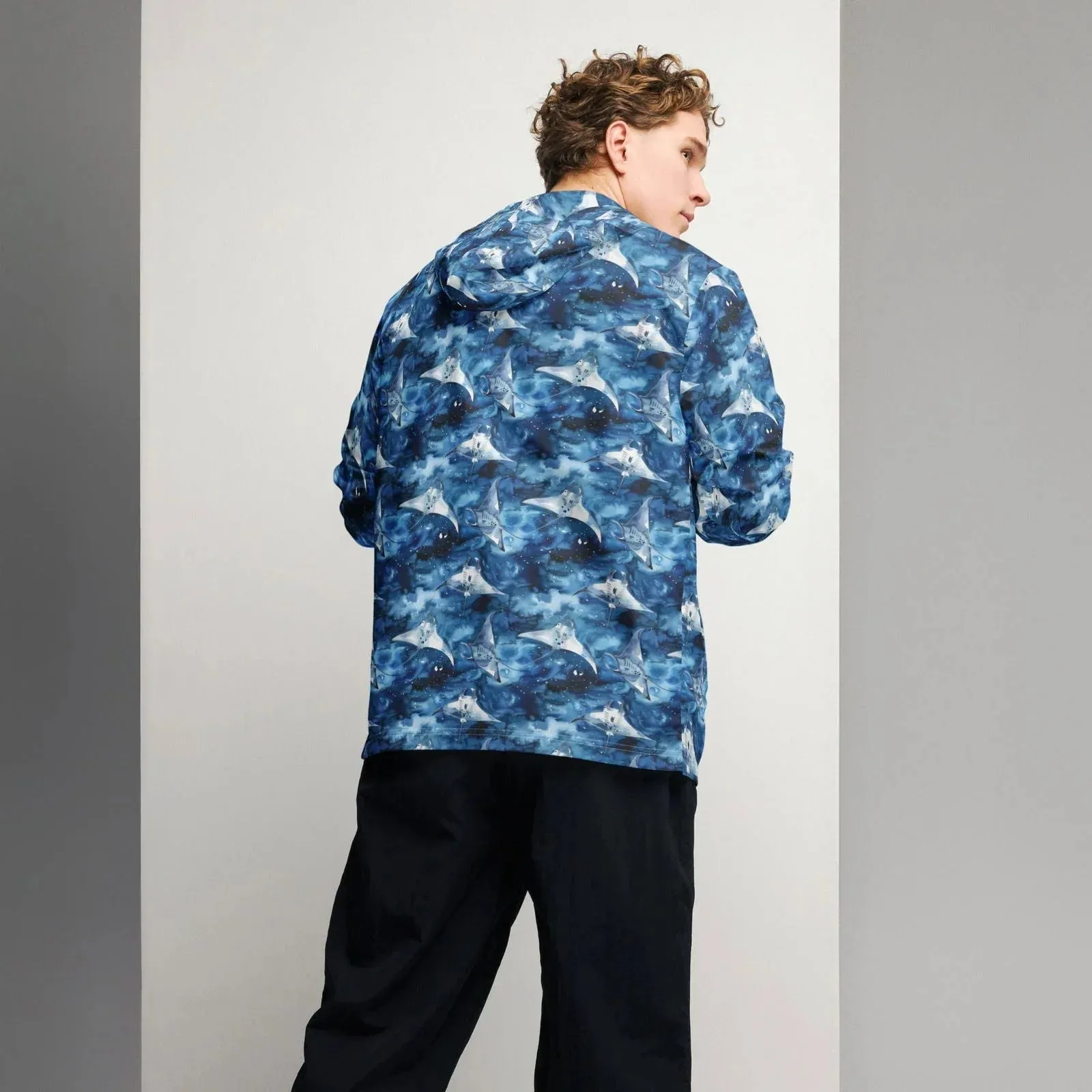 Starry Manta Ray Men’s Windbreaker
